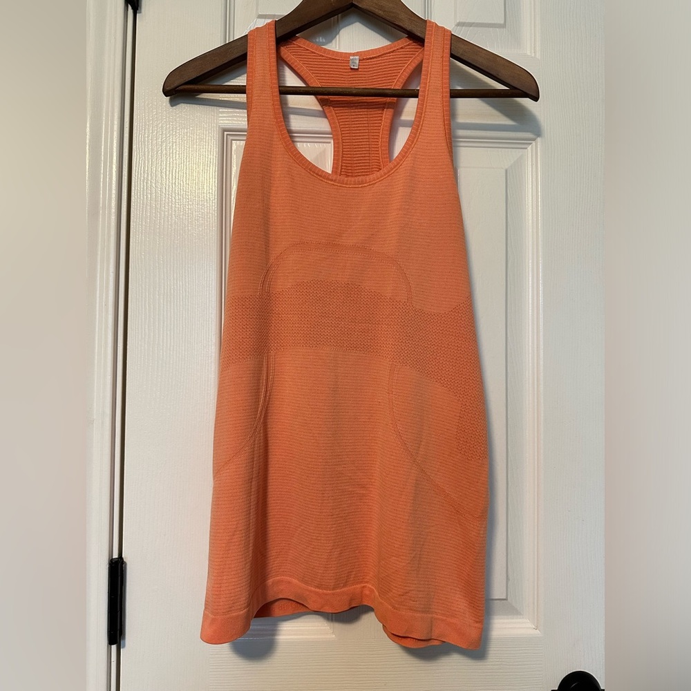 Lululemon Run: Swiftly Tech Racerback Tank Size 8 - Picture 2 of 8